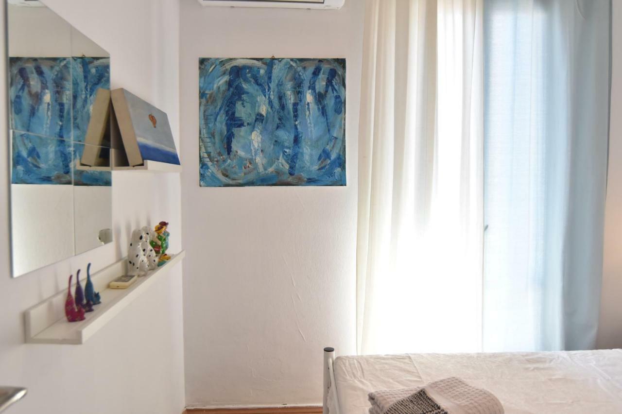 Artist'S Lovely Nest Under The Shadow Of The Parthenon Apartman Athén Kültér fotó